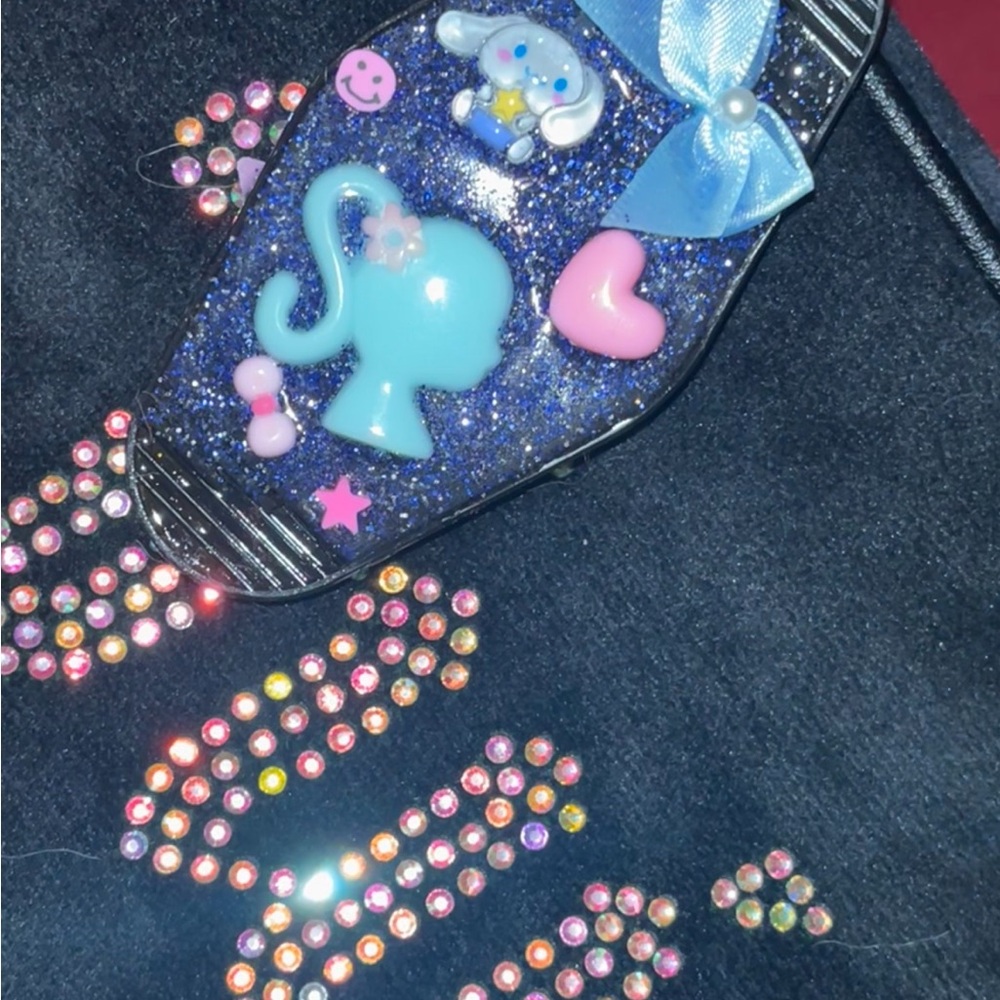 Glittery Blue and Pink keychain 💖💙